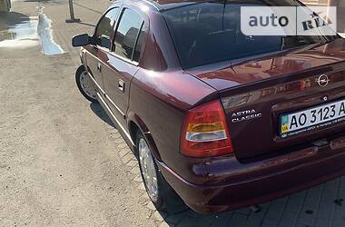 Седан Opel Astra 2007 в 