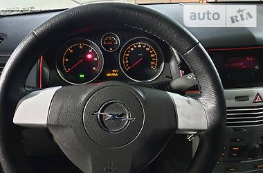 Универсал Opel Astra 2009 в 