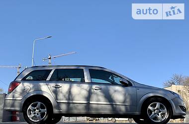 Універсал Opel Astra 2008 в 
