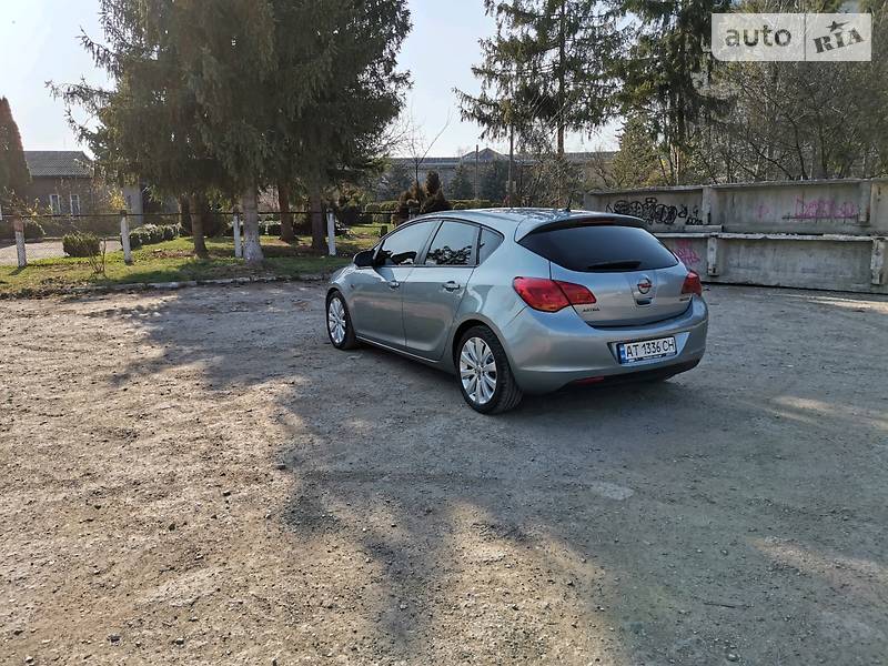 Хетчбек Opel Astra 2011 в Івано-Франківську фото 6 Хетчбек Opel Astra 2011 в Івано-Франківську