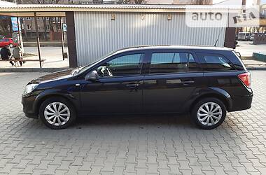 Універсал Opel Astra 2010 в 