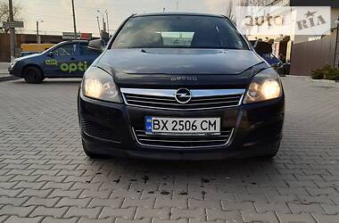 Універсал Opel Astra 2010 в 