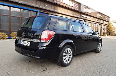 Універсал Opel Astra 2010 в 