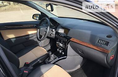 Універсал Opel Astra 2008 в 