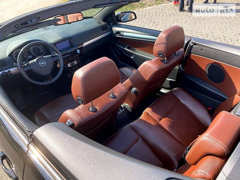 Кабріолет Opel Astra 2007 в Житомирі