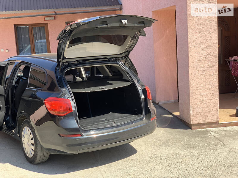 Універсал Opel Astra 2012 в Хусті фото 33 Універсал Opel Astra 2012 в Хусті