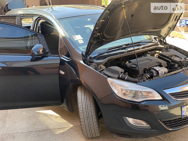Універсал Opel Astra 2012 в Хусті фото 25 Універсал Opel Astra 2012 в Хусті