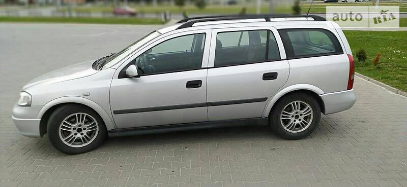 Універсал Opel Astra 2000 в Львові