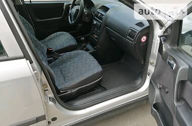 Універсал Opel Astra 2000 в 