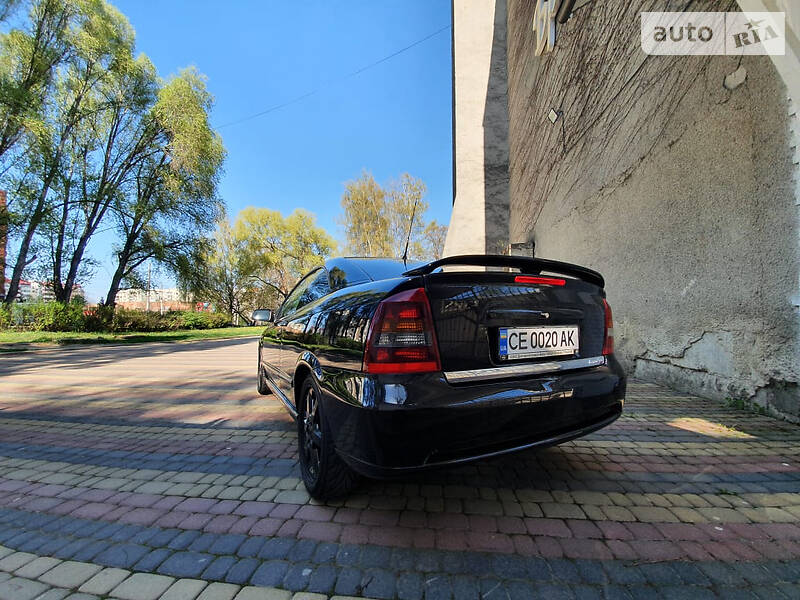Купе Opel Astra 2004 в Чернівцях