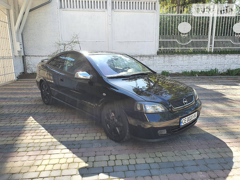 Купе Opel Astra 2004 в Чернівцях