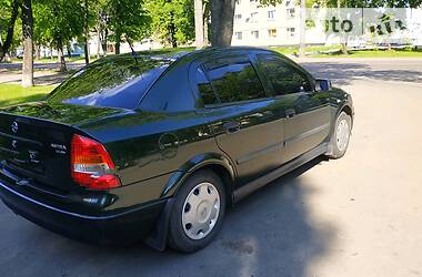 Седан Opel Astra 2001 в Сумах