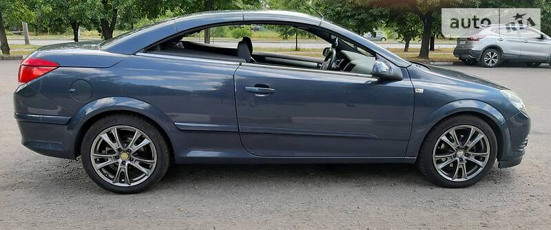 Кабріолет Opel Astra 2007 в Запоріжжі