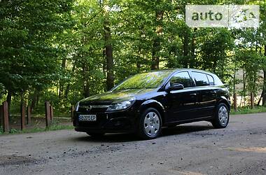 Хетчбек Opel Astra 2005 в 