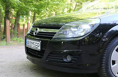 Хетчбек Opel Astra 2005 в 