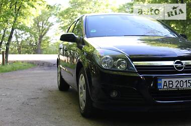 Хетчбек Opel Astra 2005 в 