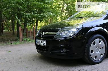 Хетчбек Opel Astra 2005 в 