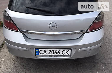 Хетчбек Opel Astra 2008 в Черкасах