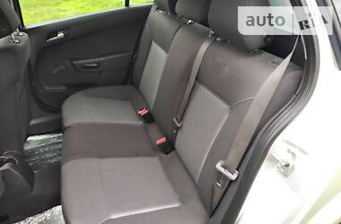 Универсал Opel Astra 2009 в 