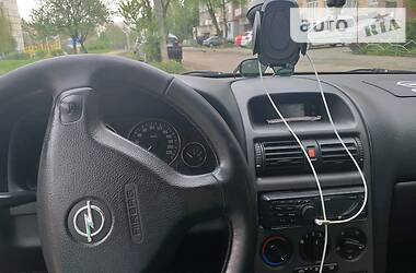 Універсал Opel Astra 2004 в 