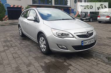 Универсал Opel Astra 2011 в Одессе