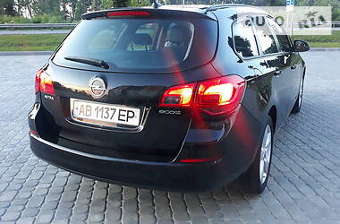 Універсал Opel Astra 2011 в 