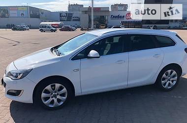 Универсал Opel Astra 2014 в Житомире