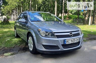 Универсал Opel Astra 2004 в Луцке