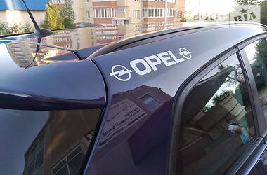 Универсал Opel Astra 2011 в Хмельницком