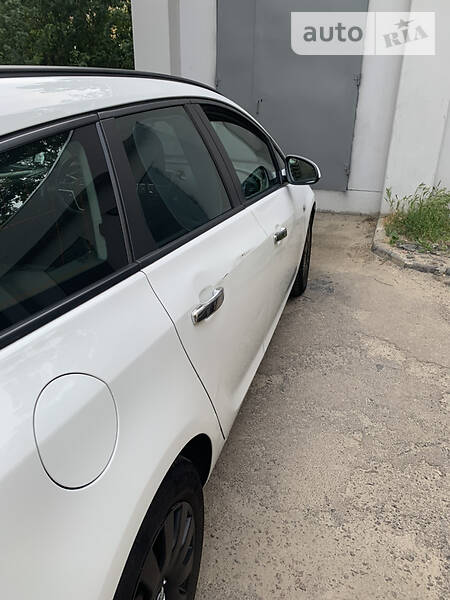 Універсал Opel Astra 2012 в Києві