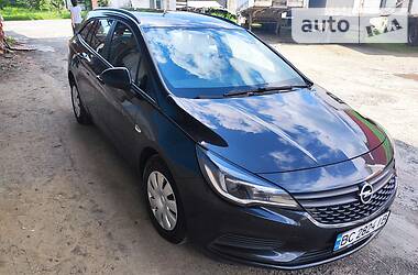 Універсал Opel Astra 2016 в 