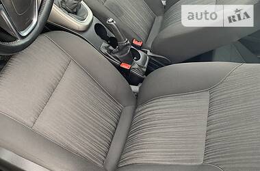 Універсал Opel Astra 2011 в 