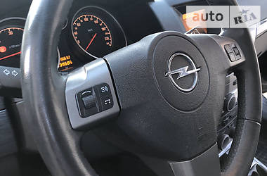 Універсал Opel Astra 2005 в 