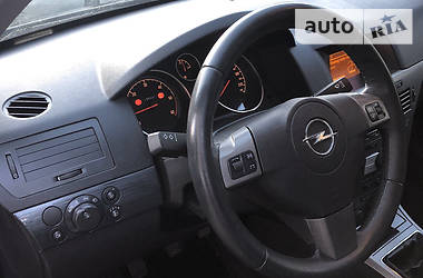 Універсал Opel Astra 2005 в 