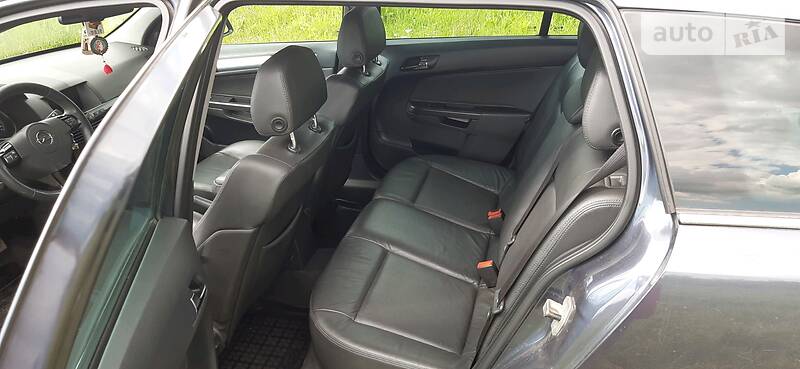 Універсал Opel Astra 2010 в Тлумачі фото 10 Універсал Opel Astra 2010 в Тлумачі