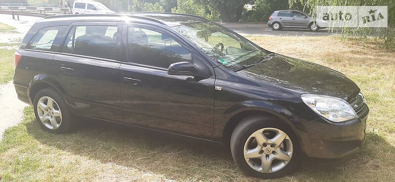 Універсал Opel Astra 2008 в Бердичеві