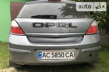 Хэтчбек Opel Astra 2006 в Камне-Каширском