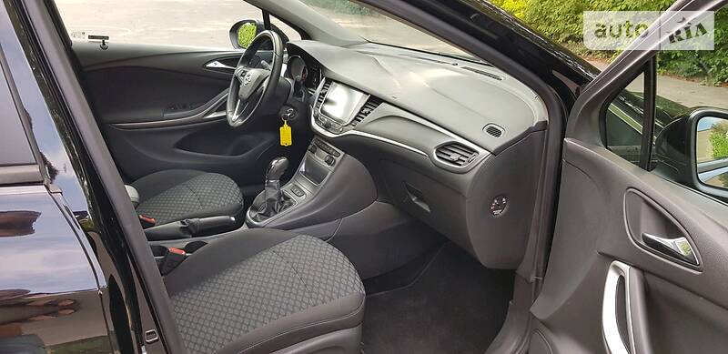 Універсал Opel Astra 2017 в Луцьку