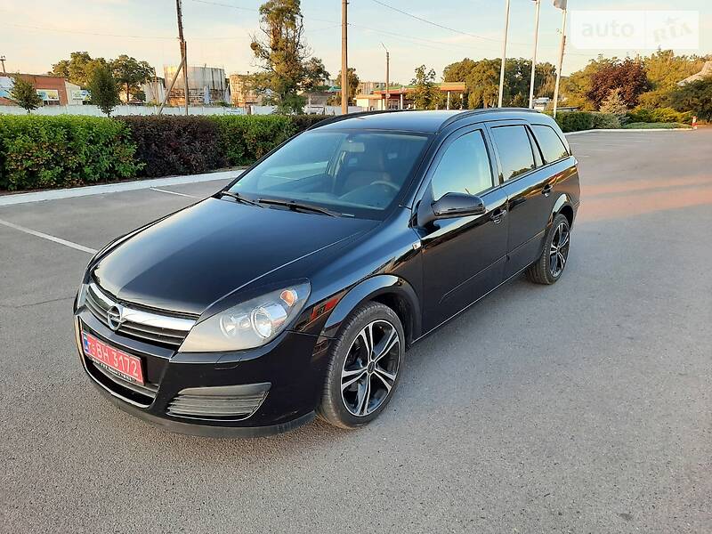 Універсал Opel Astra 2006 в Полтаві
