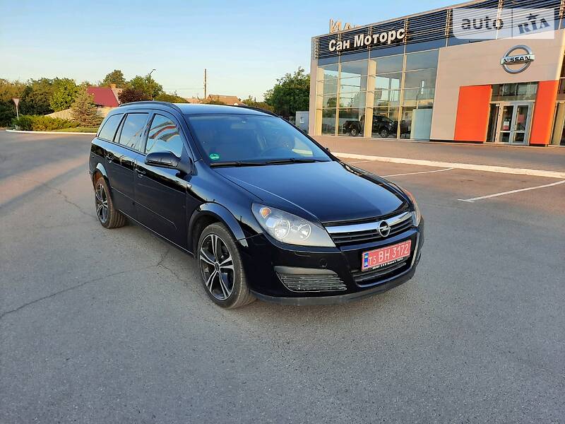 Універсал Opel Astra 2006 в Полтаві