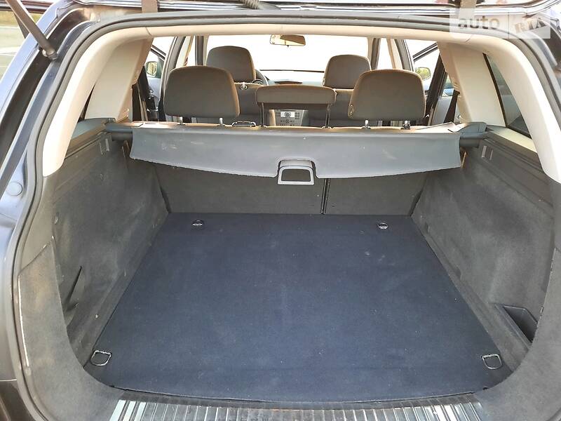 Універсал Opel Astra 2006 в Полтаві