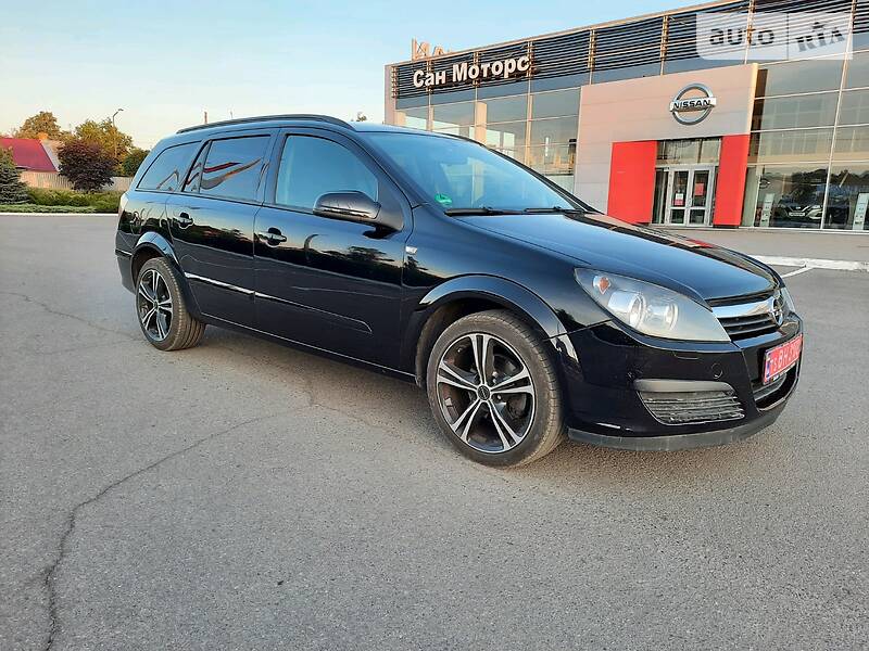 Універсал Opel Astra 2006 в Полтаві