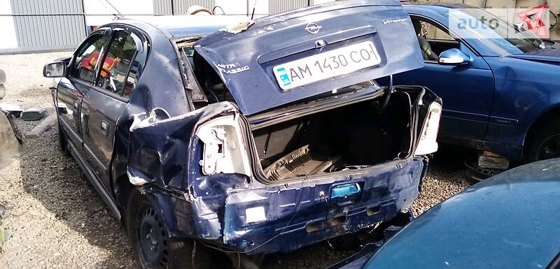 Седан Opel Astra 2007 в Сарнах