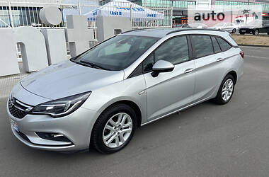 Універсал Opel Astra 2017 в 