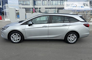 Універсал Opel Astra 2017 в 