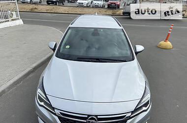 Універсал Opel Astra 2017 в 