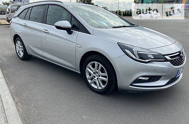Універсал Opel Astra 2017 в 