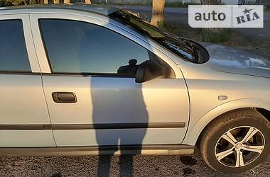 Седан Opel Astra 2005 в Киеве