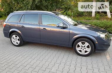 Універсал Opel Astra 2010 в Хмельницькому