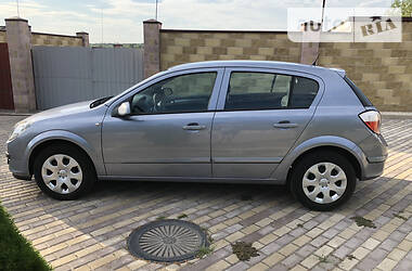 Хэтчбек Opel Astra 2006 в Харькове